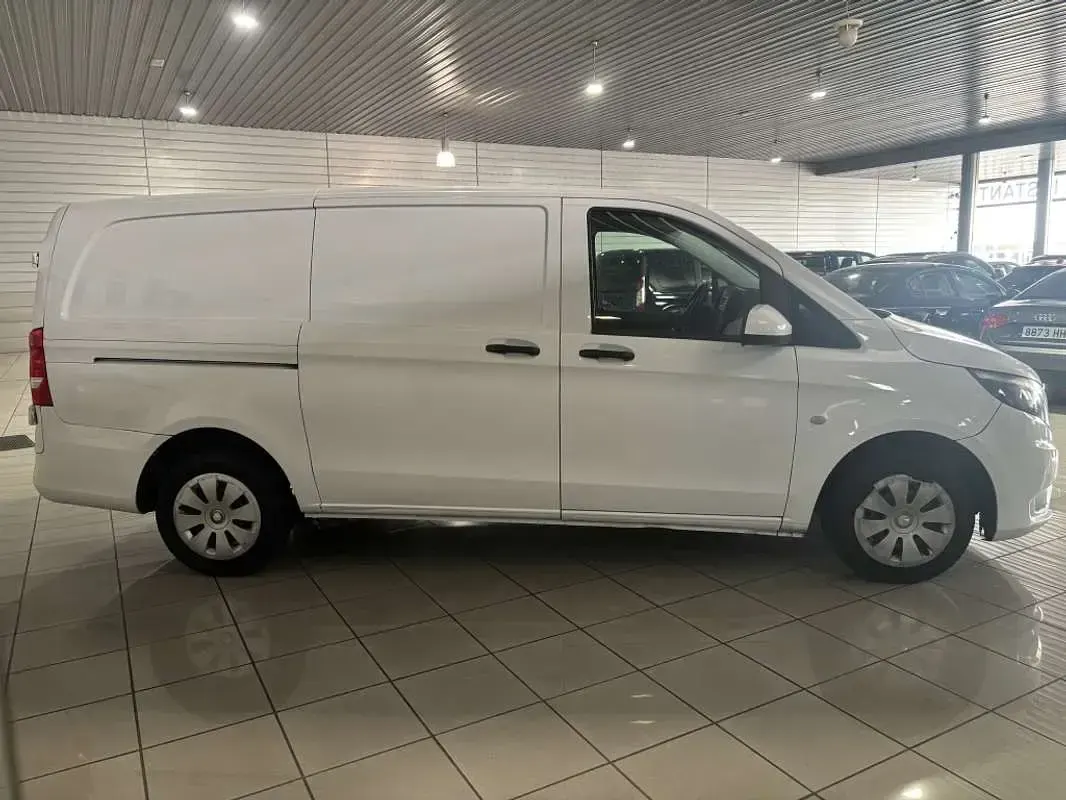 Usado Mercedes Vito 114 CV (83 kW) 2017 Blanco Van