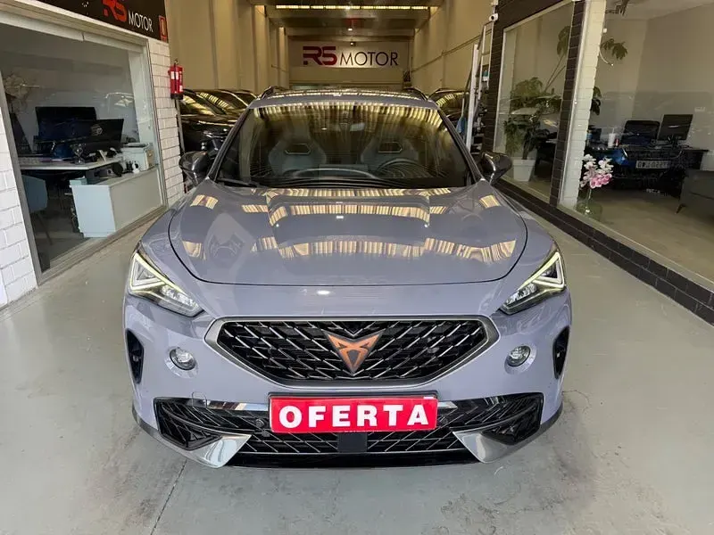 Usado Cupra Formentor VZ 310 CV (228 kW) 2021 Gris / plata SUV