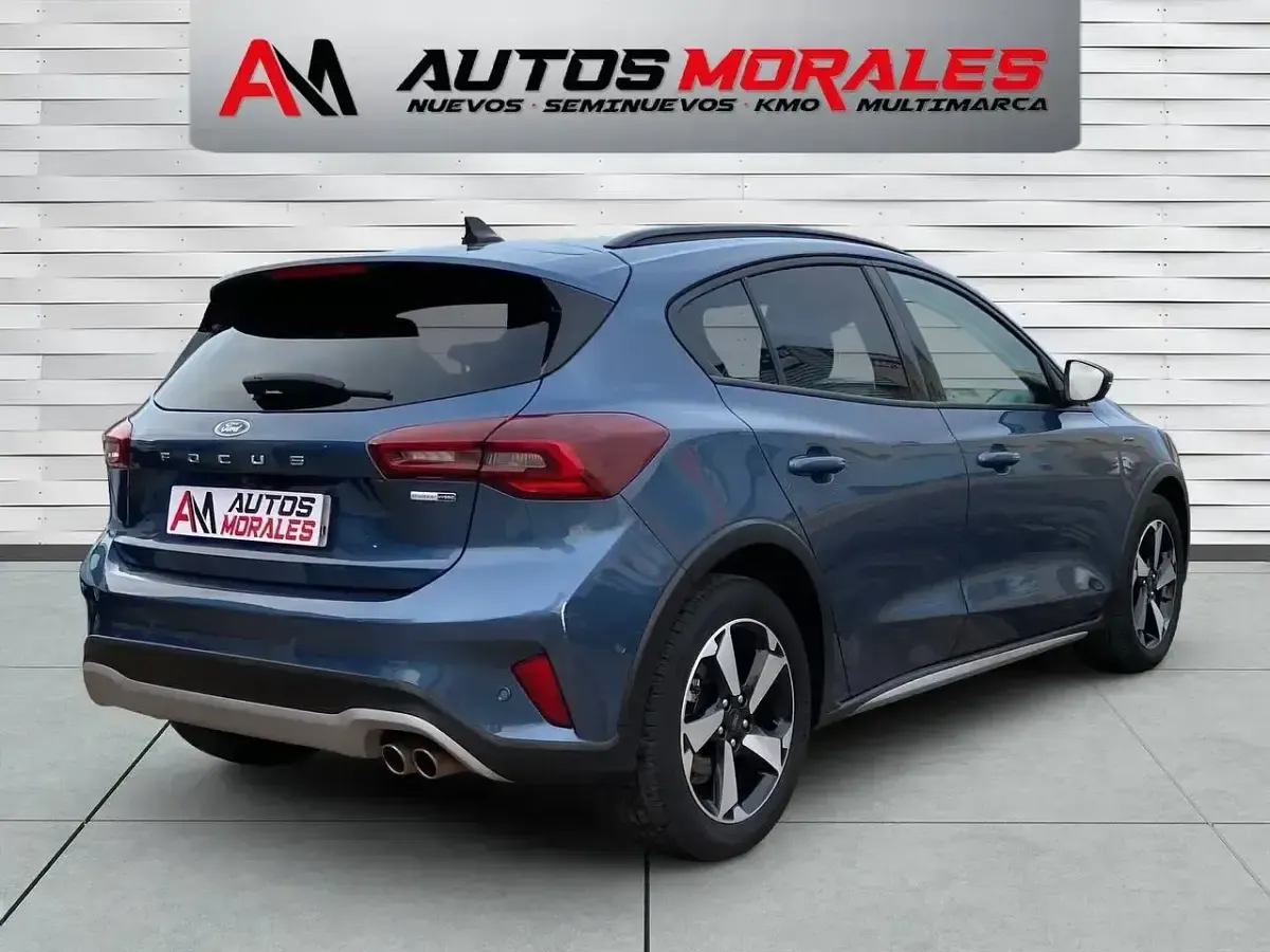 Usado Ford Focus Active X 155 CV (114 kW) 2023 Azul Berlina