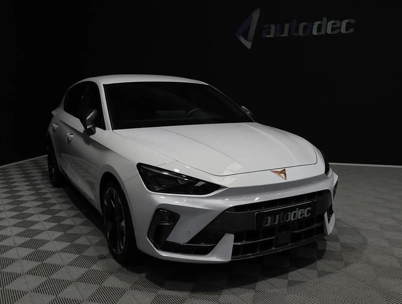 Używany Cupra Leon 150 KM (110 kW) 2025 Biały