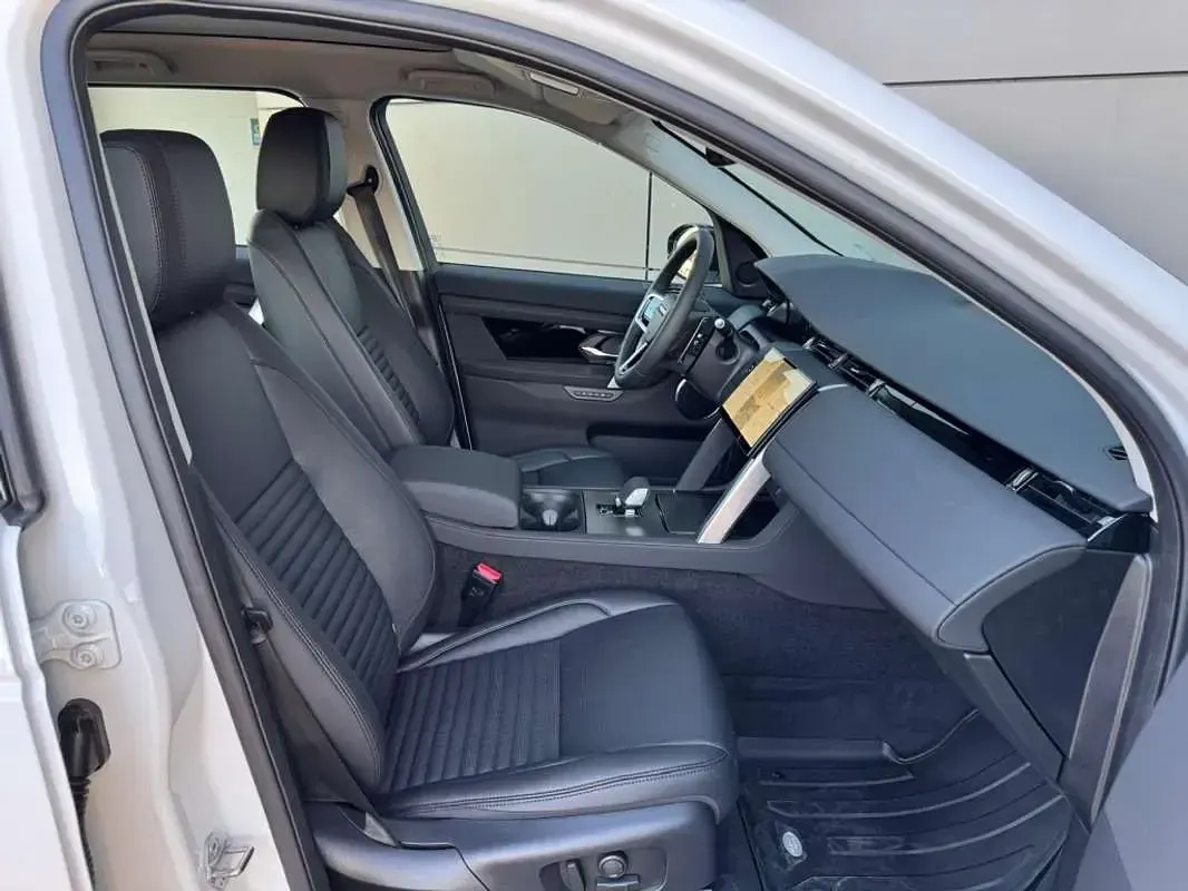 Usado Land Rover Discovery Sport S 309 CV (227 kW) 2025 Blanco SUV