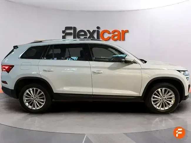 Usado Skoda Kodiaq Ambition 150 CV (110 kW) 2024 Gris SUV
