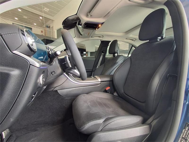 Nuevo Mercedes C220 197 CV (144 kW) 2026 Azul Berlina