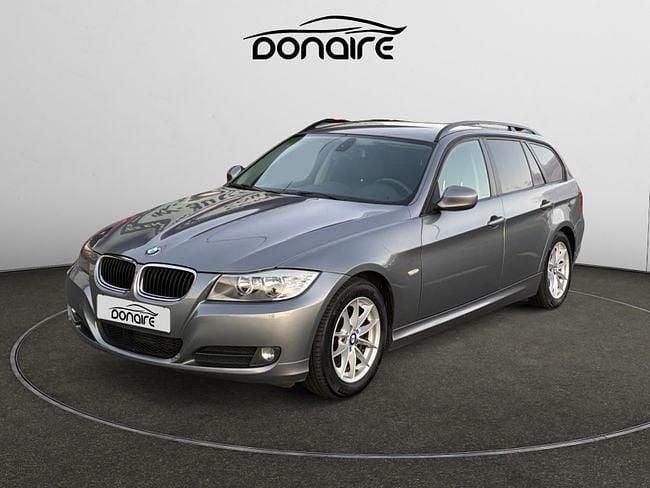 Gris Usado 2014 BMW 318 Familiar | 9500 € (Buen precio) - Imagen 1/4