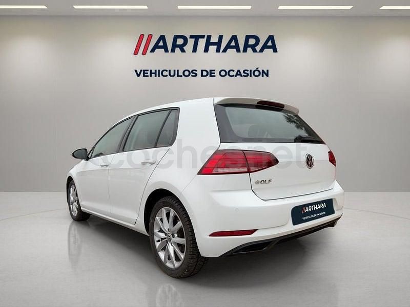 Usado VW Golf VII Edition 115 CV (84 kW) 2020 Blanco Berlina