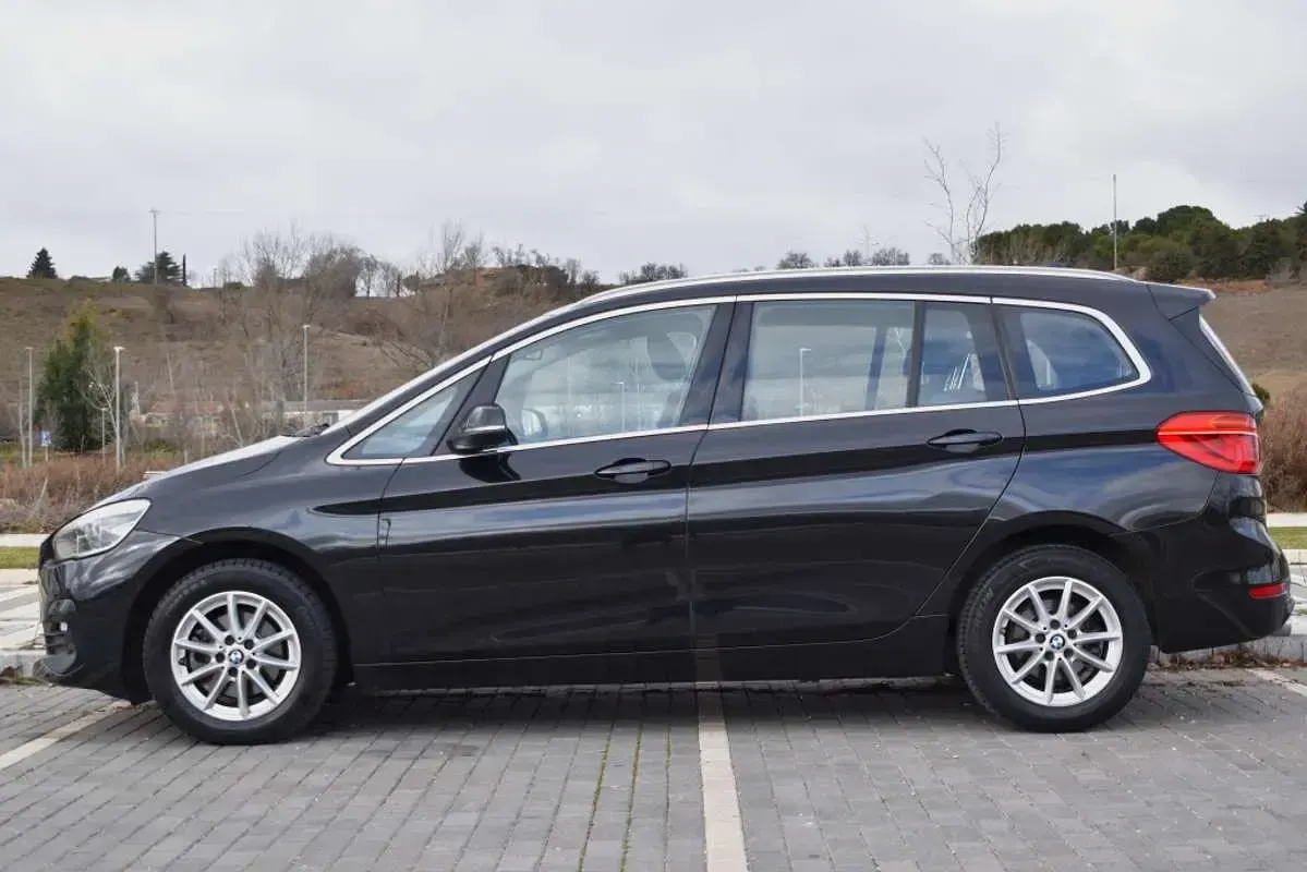 Occasion BMW 216 Gran Tourer Advantage 116 PK (85 kW) 2021 Zwart MPV