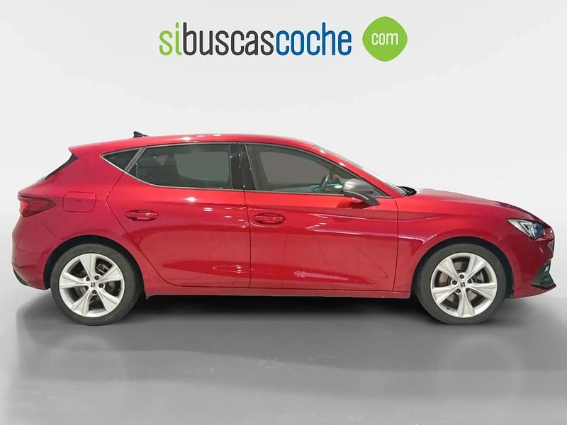 Usado Seat Leon FR 150 CV (110 kW) 2021 Blanco