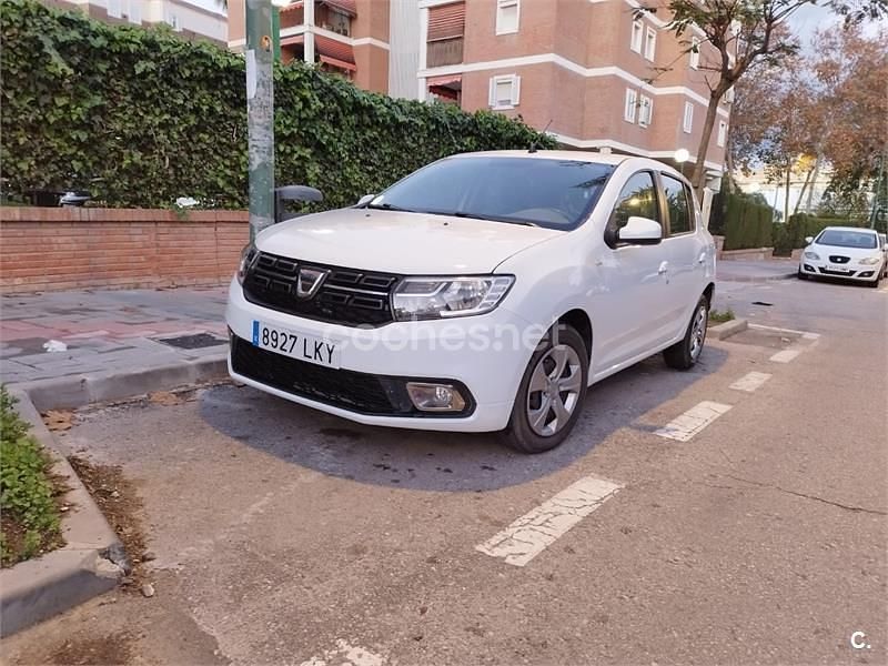 Usado Dacia Sandero Comfort 95 HP (69 kW) 2020 Branco Sedan