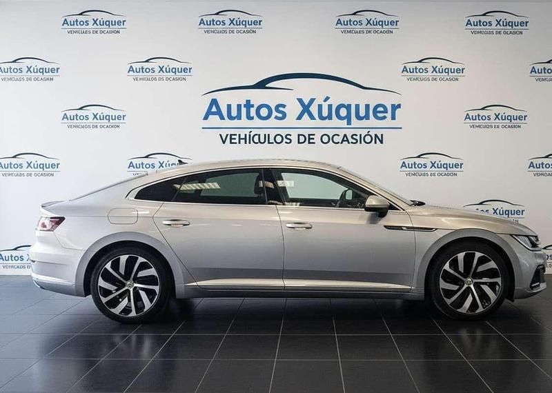 Usado VW Arteon R-line 190 CV (139 kW) 2023 Gris Coupe