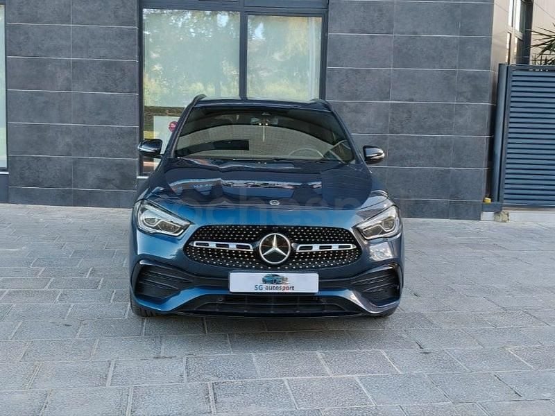Usado Mercedes GLA200 150 HP (110 kW) 2020 Azul SUV