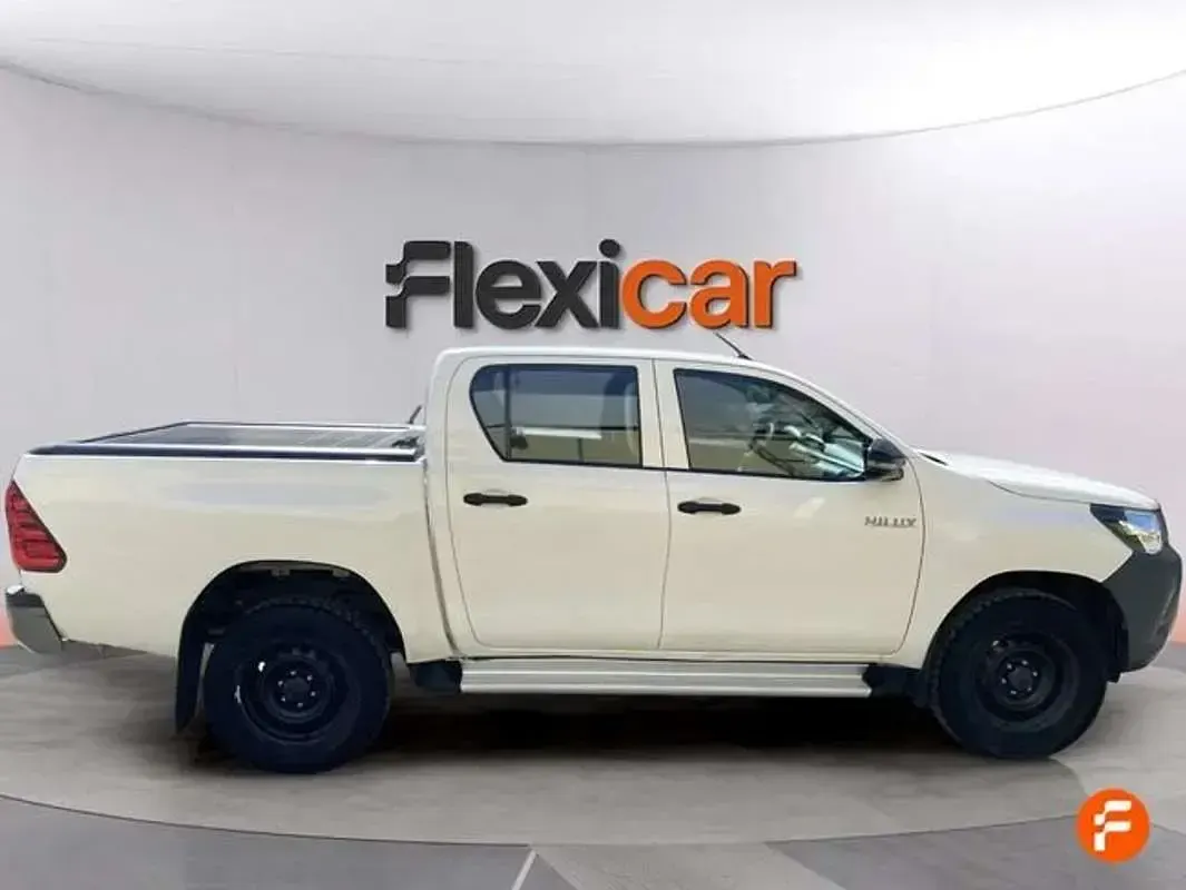 Usado Toyota HiLux 150 CV (110 kW) 2019 Blanco Pickup/Camioneta