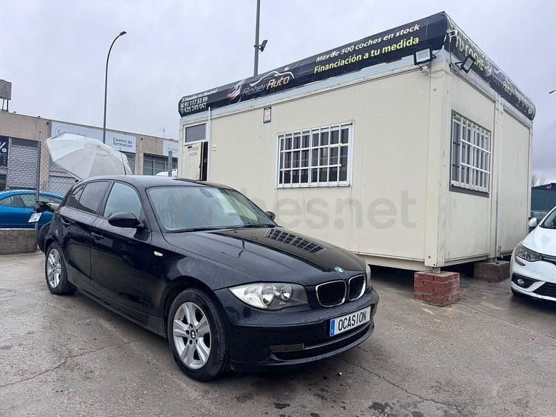 Usado BMW 118 143 CV (105 kW) 2007 Negro Utilitario