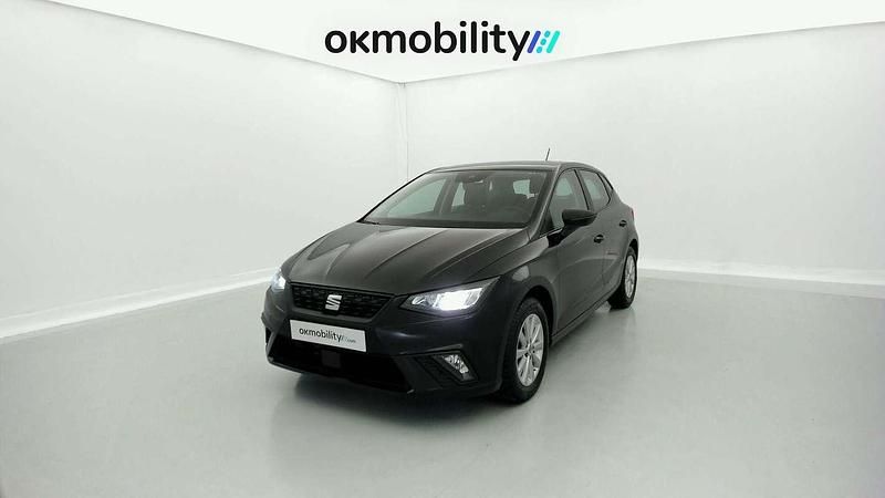 Usado Seat Ibiza Style 95 CV (69 kW) 2023 Negro Utilitario