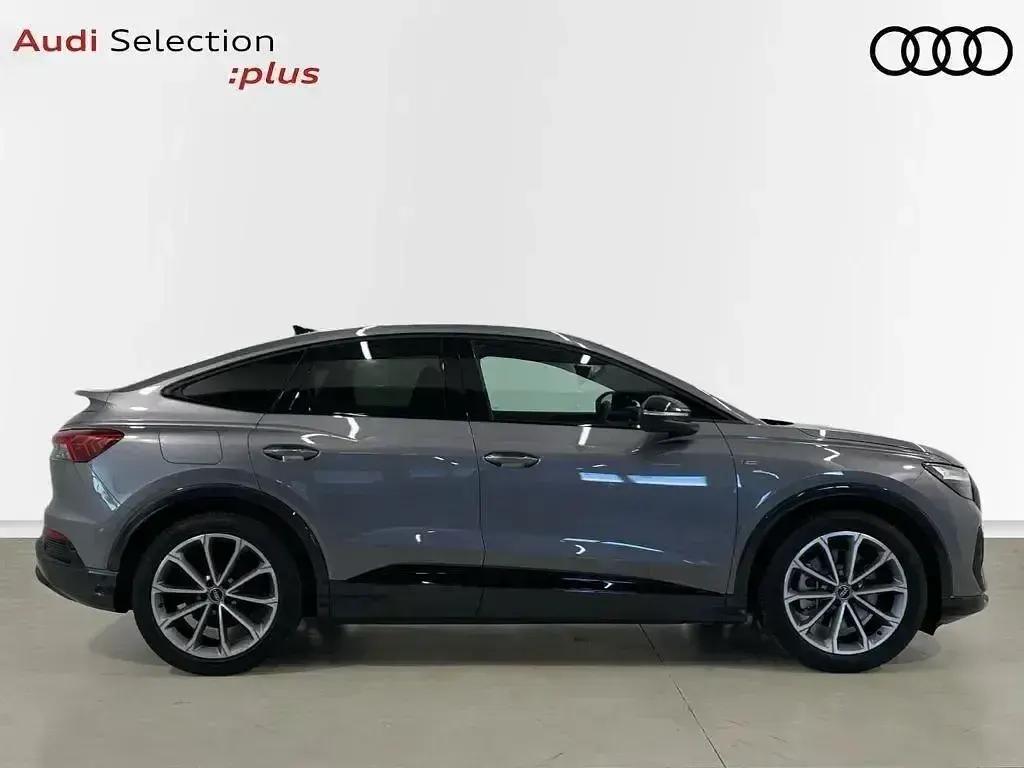 Usado Audi Q4 e-tron 210 kW (286 CV) 2026 Gris SUV