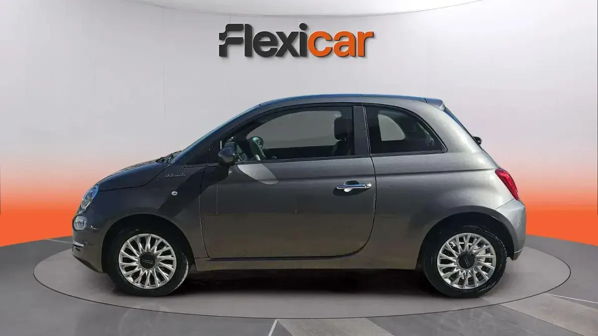 Usado Fiat 500 Dolcevita 71 CV (52 kW) 2023 Gris Berlina