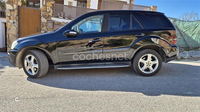 Usado Mercedes ML280 AMG Edition 1 190 CV (139 kW) 2008 Negro SUV