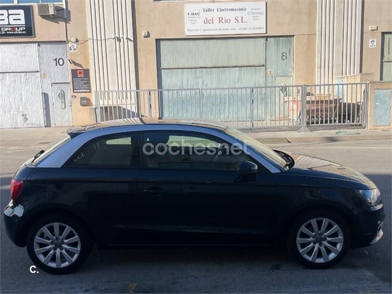 Usado Audi A1 Attraction 86 CV (63 kW) 2014 Negro Utilitario