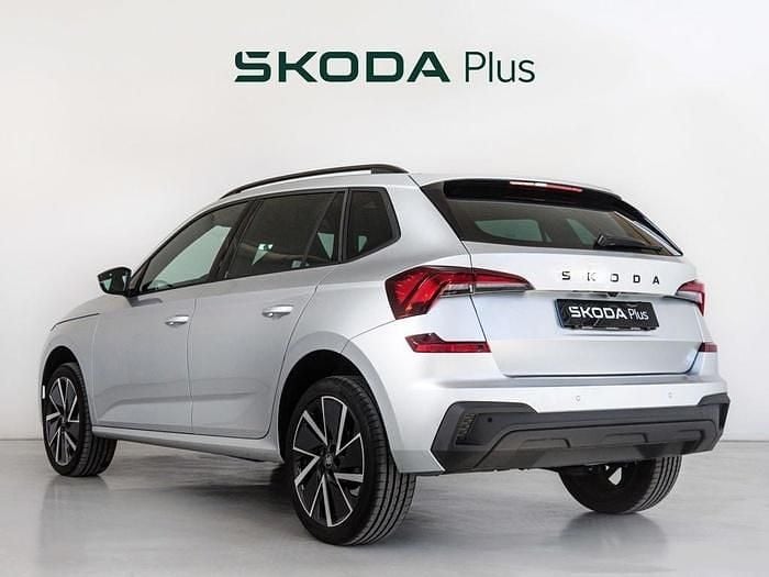 Gris plata Usado 2025 Skoda Kamiq SUV | 27.300 € (Caro) - Imagen 1/4