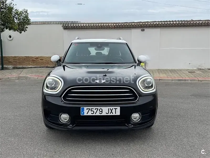 Usado Mini Cooper D Countryman 112 CV (82 kW) 2017 Negro SUV