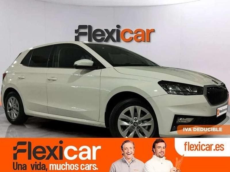 Usado Skoda Fabia 95 CV (69 kW) 2025 Blanco Utilitario