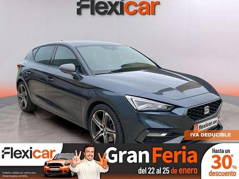 Gris Usado 2021 Seat Leon FR Berlina | 19.790 € (Precio justo) - Imagen 1/4