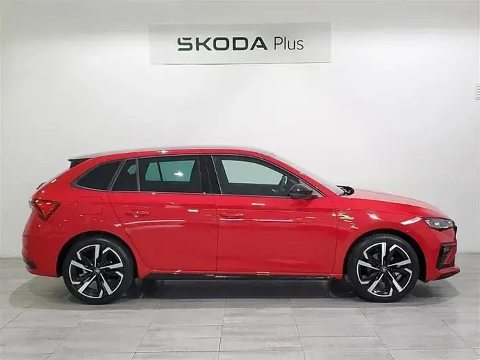Usado Skoda Scala Monte Carlo 115 CV (84 kW) 2026 Rojo Utilitario