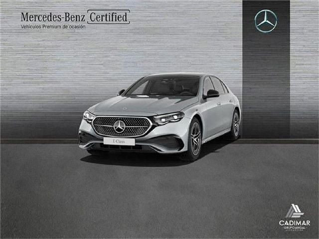 Usado Mercedes E300 313 CV (230 kW) 2024 Plata hightech