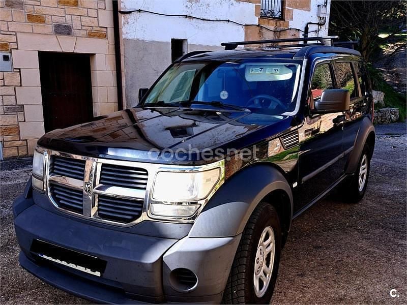Negro Usado 2007 Dodge Nitro SUV | 8500 € - Imagen 1/4