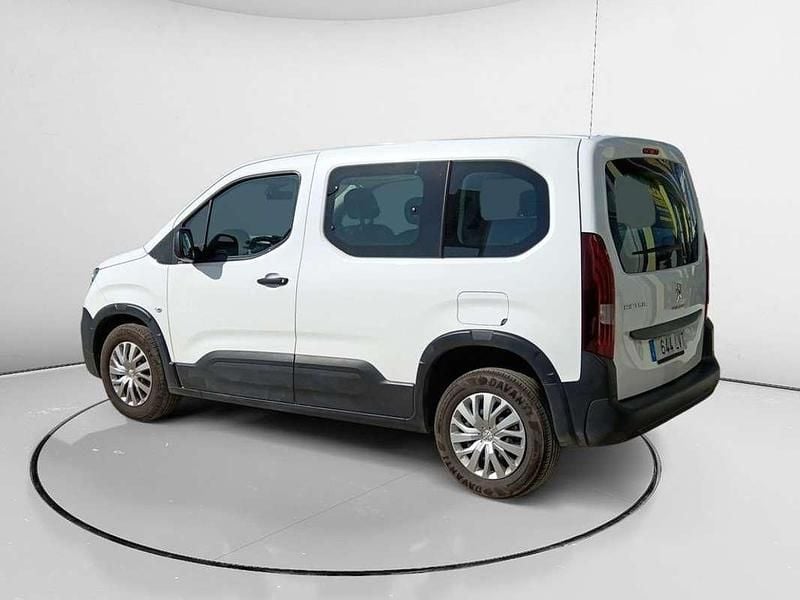 Usado Peugeot Rifter Active 103 CV (75 kW) 2021 Blanco Monovolumen