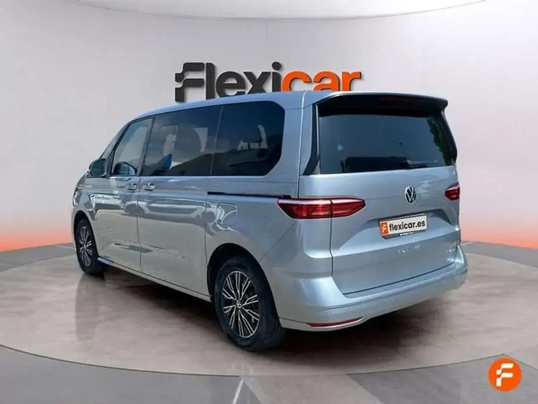 Usado VW Multivan Life 218 CV (160 kW) 2022 Gris Monovolumen