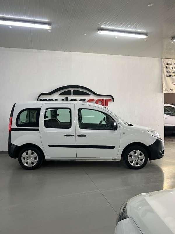 Usado Renault Kangoo 95 CV (69 kW) 2020 Blanco Monovolumen