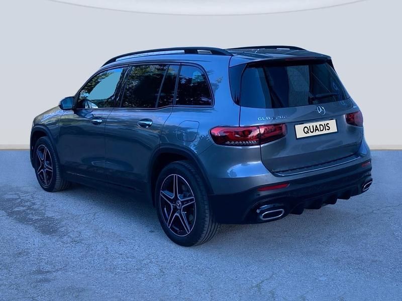 Usado Mercedes GLB220 190 CV (139 kW) 2023 Gris SUV