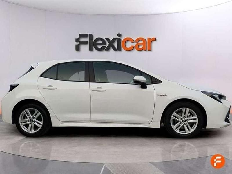 Usado Toyota Corolla Business Edition 122 CV (89 kW) 2021 Blanco Utilitario