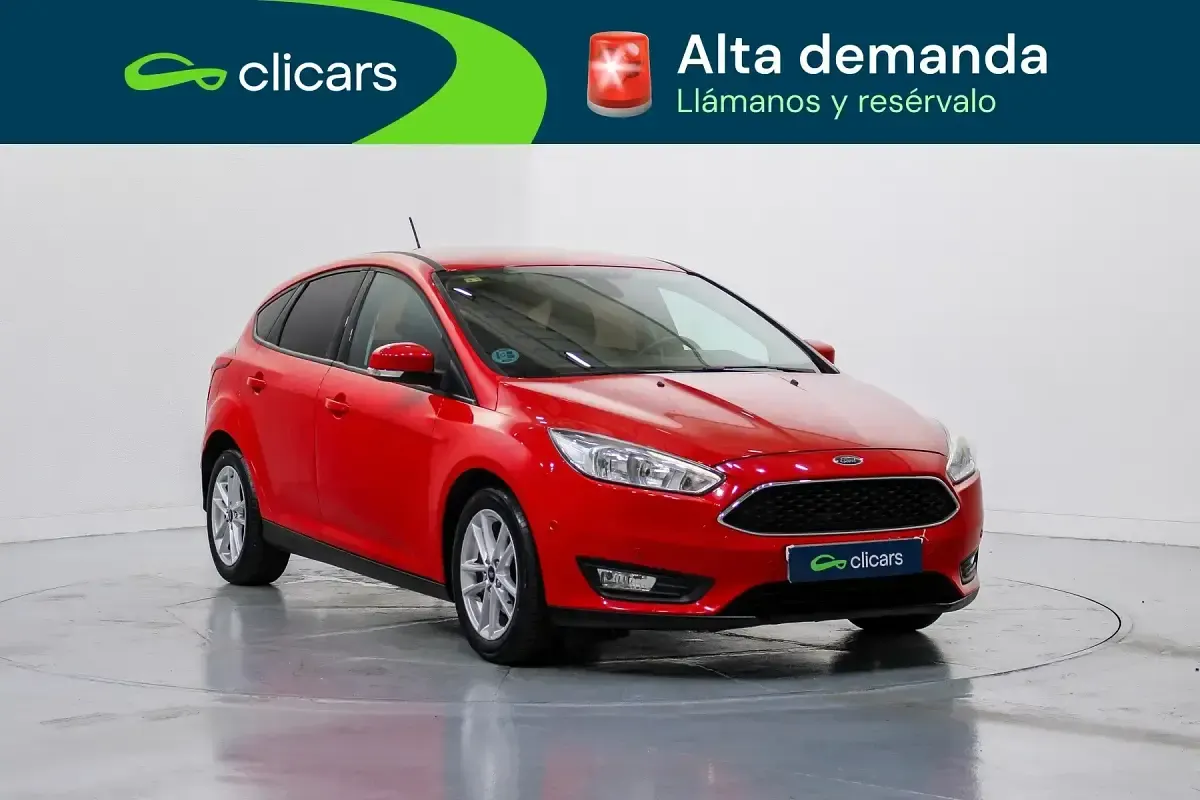 Usado Ford Focus Trend+ 125 CV (91 kW) 2018 Blanco Berlina