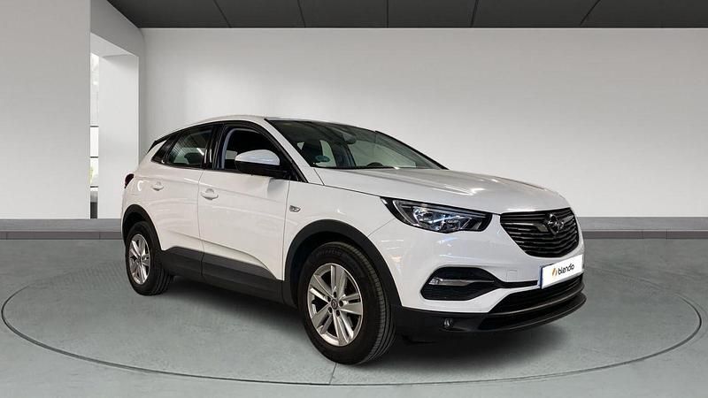 Usado Opel Grandland X Selective 130 CV (95 kW) 2018 Blanco SUV