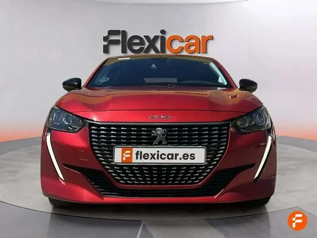 Usado Peugeot 208 Allure 101 CV (74 kW) 2023 Rojo Utilitario