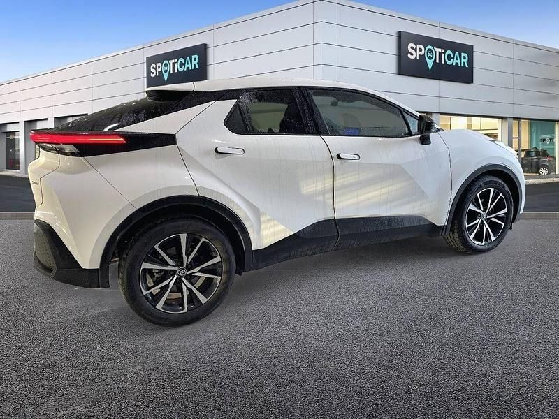 Usado Toyota C-HR Advance 140 CV (102 kW) 2024 Blanco SUV