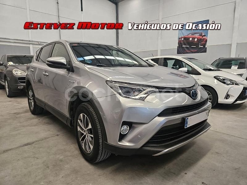 Usado Toyota RAV4 Hybrid Advance 197 CV (144 kW) 2018 Gris / plata SUV