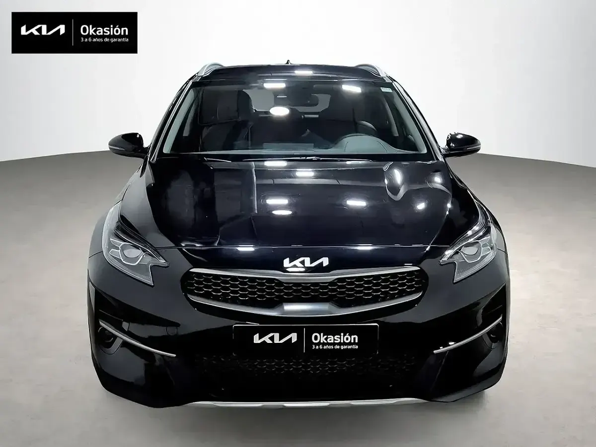 Usado Kia XCeed 120 CV (88 kW) 2022 Negro SUV