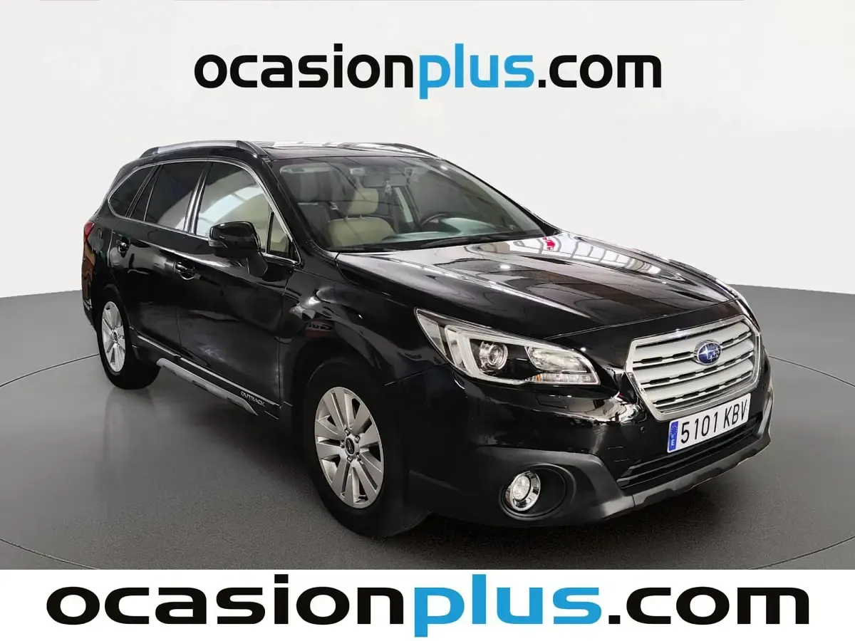 Usado Subaru Outback 150 CV (110 kW) 2017 Negro Familiar