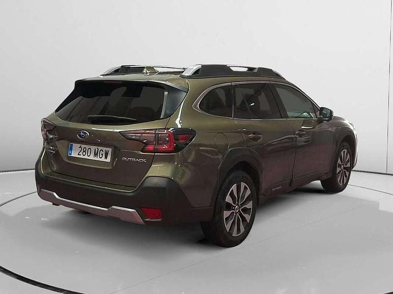 Usado Subaru Outback Sport 169 CV (124 kW) 2023 Blanco Familiar