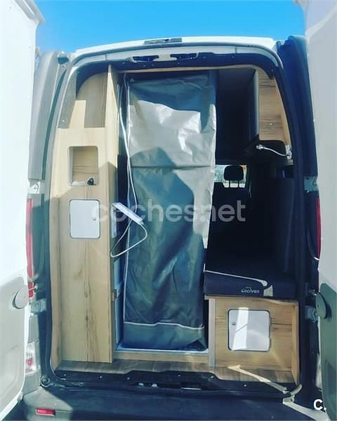 Usado Renault Trafic 120 CV (88 kW) 2019 Blanco Monovolumen
