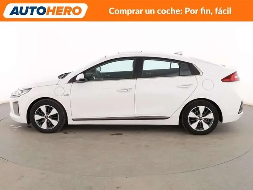 Usado Hyundai Ioniq 141 CV (103 kW) 2018 Blanco Utilitario