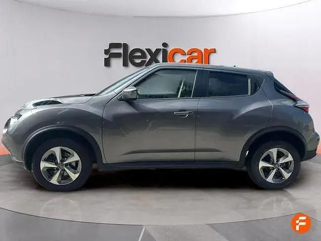 Usado Nissan Juke Tekna 112 HP (82 kW) 2018 Cinzento SUV