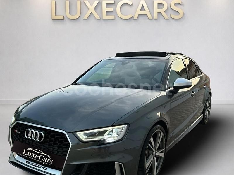 Usado Audi RS3 400 CV (294 kW) 2019 Gris / plata Berlina