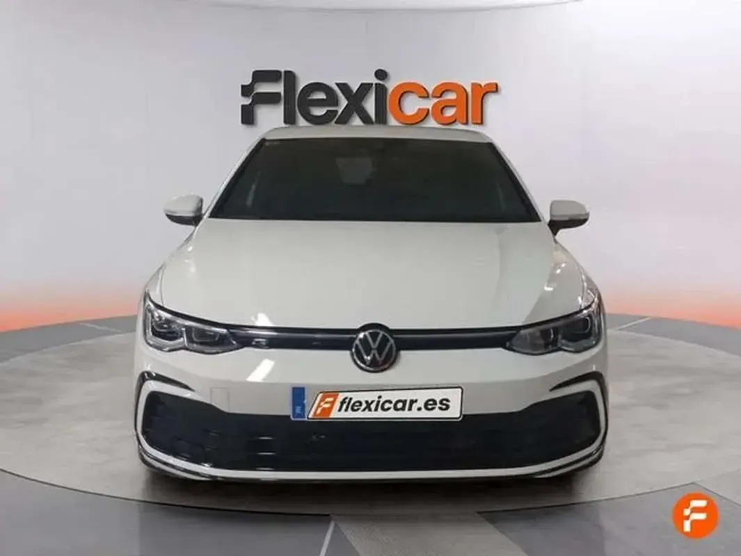 Usado VW Golf VII R-line 150 CV (110 kW) 2021 Blanco Utilitario