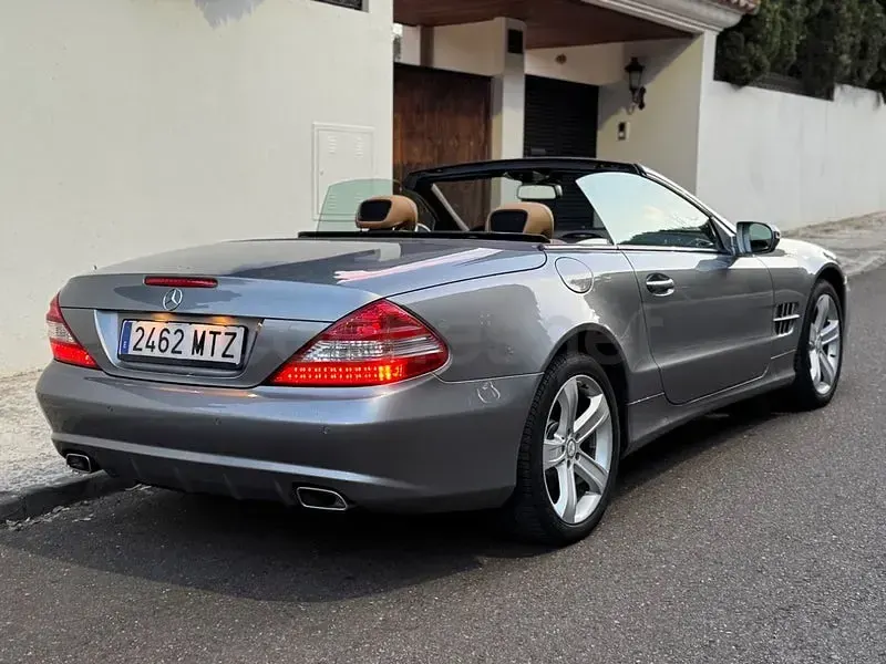 Usado Mercedes SL350 315 CV (231 kW) 2012 Gris / plata Descapotable