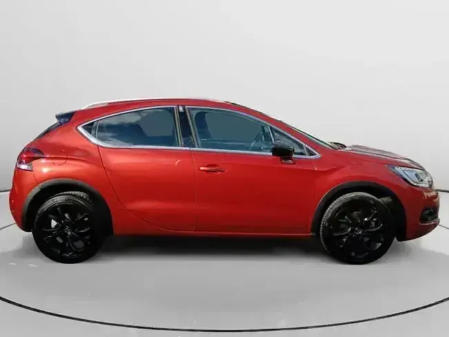Usado DS Automobiles DS4 Crossback 165 CV (121 kW) 2016 Naranja SUV