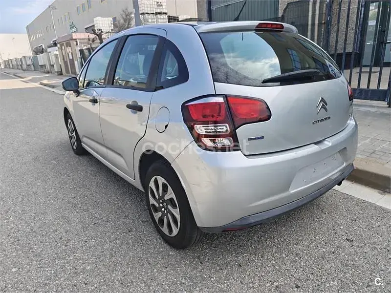 Usado Citroën C3 Feel 75 CV (55 kW) 2015 Gris / plata Berlina