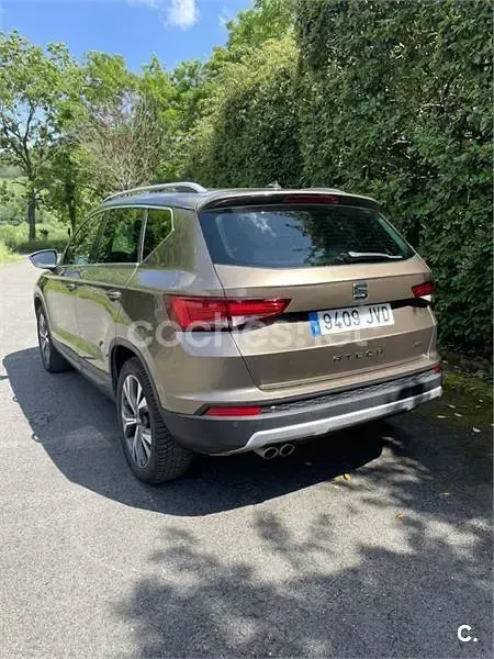 Usado Seat Ateca 4Drive 150 CV (110 kW) 2016 Marrón SUV